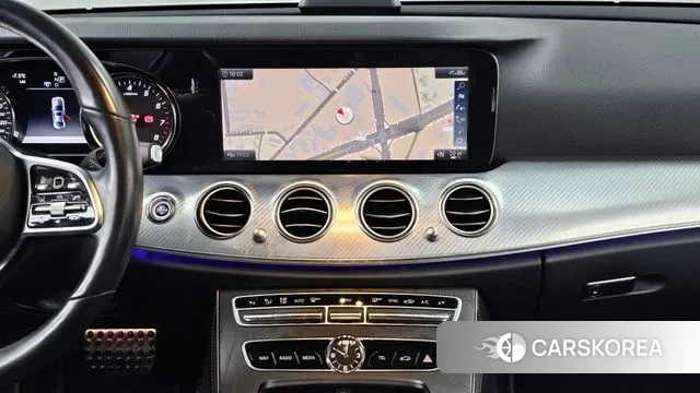 Mercedes-Benz E-Class W213 2019 Белый из Кореи, фото 4