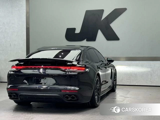 Porsche Panamera 2023 Черный из Китая, фото 4