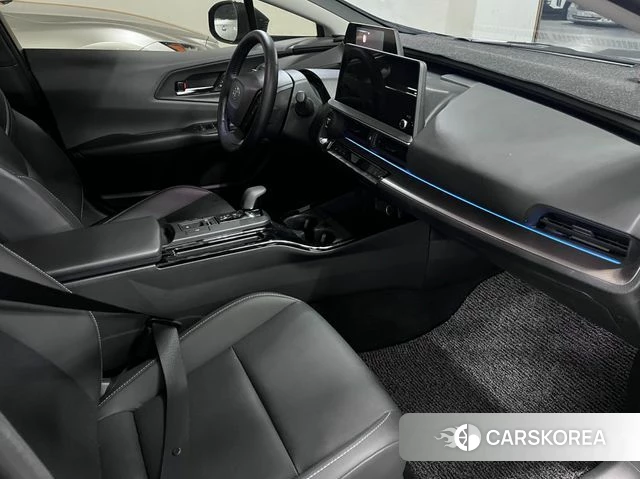 Toyota Prius 5th Generation 2025 Цвет галактики из Кореи, фото 4