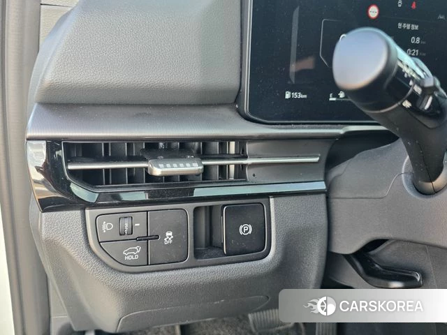 Kia The New Sportage 5th Generation 2025 Белый из Кореи, фото 4