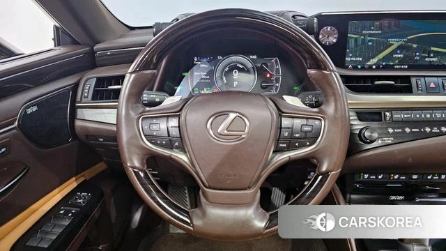 Lexus ES300h 7th generation 2019 Песочный из Кореи, фото 4