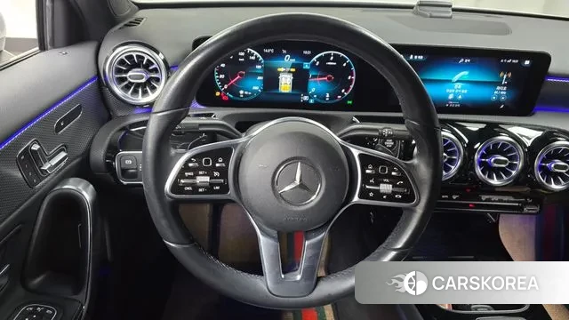 Mercedes-Benz A-Class W177 2020 Белый из Кореи, фото 4