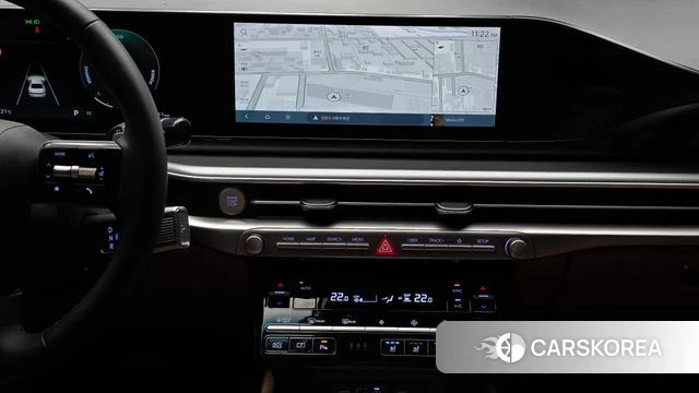 Hyundai Grandeur Hybrid (GN7) 2023 Серебристо-серый из Кореи, фото 4
