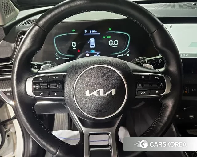 Kia Sportage 5th Generation Hybrid 2023 Белый из Кореи, фото 4