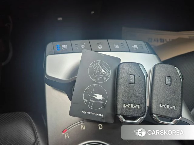 Kia EV6 2022 Белый из Кореи, фото 4