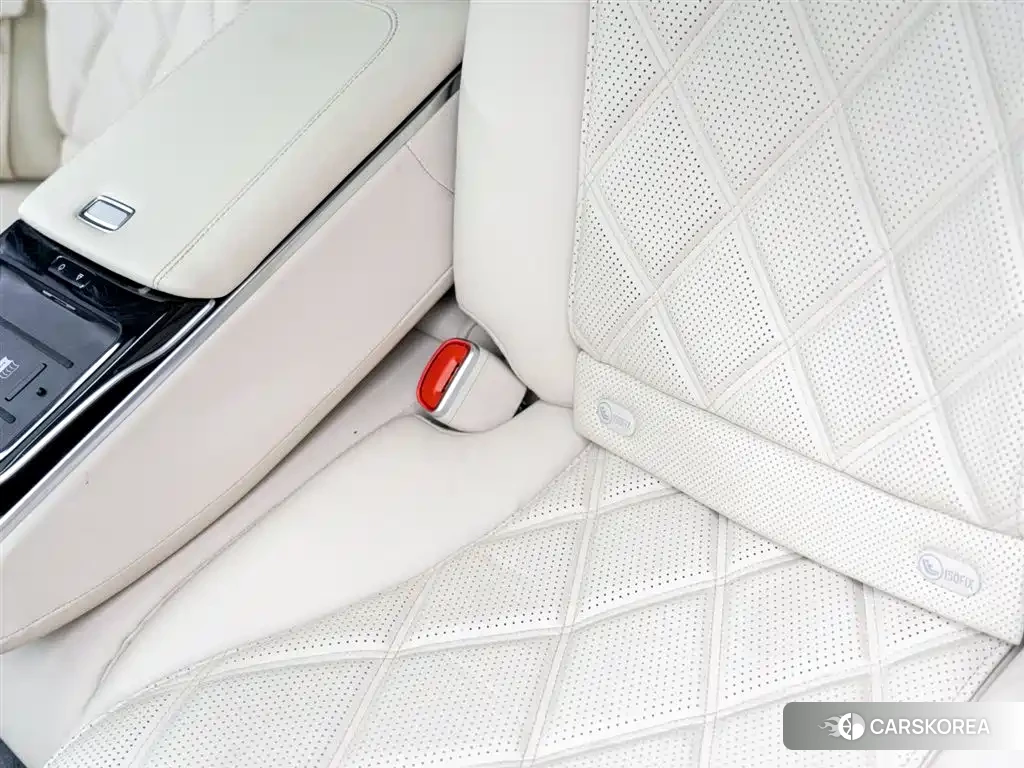 Mercedes-Benz Maybach S-Class 2025 Черный из Китая, фото 4
