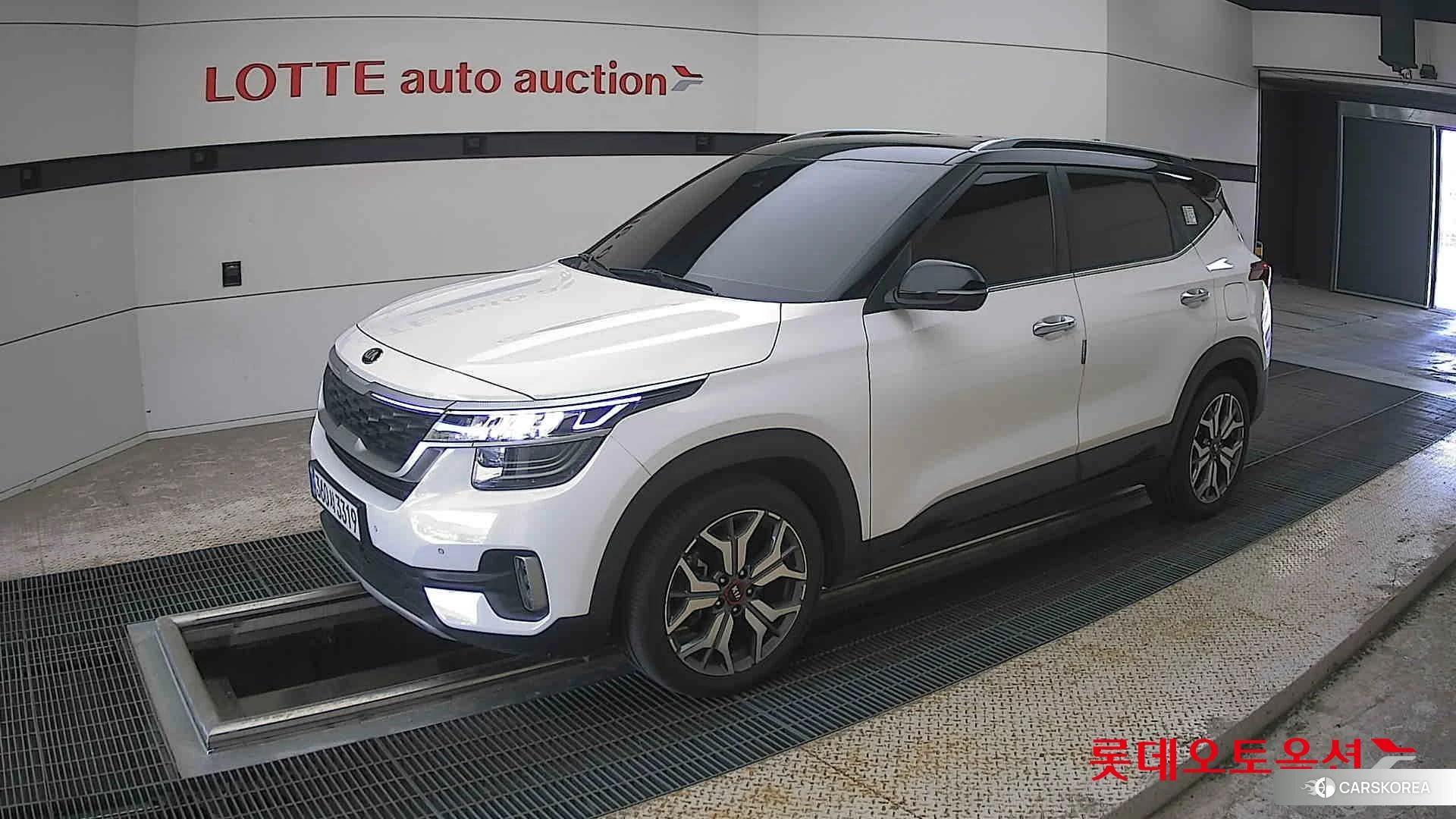 Kia Seltos 2020 Белый из Кореи, фото 4