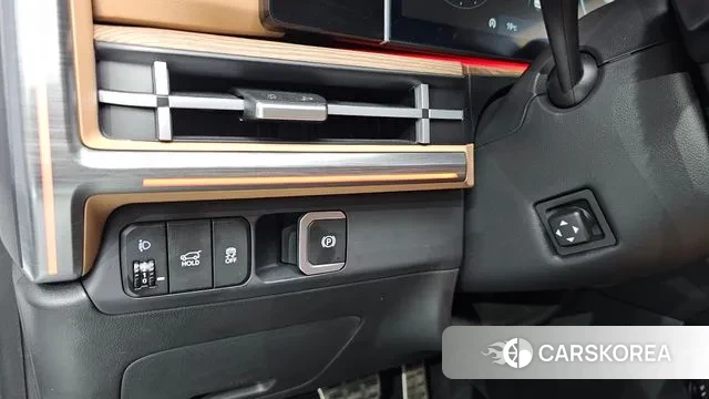 Hyundai Santa Fe (MX5) 2023 Белый из Кореи, фото 4