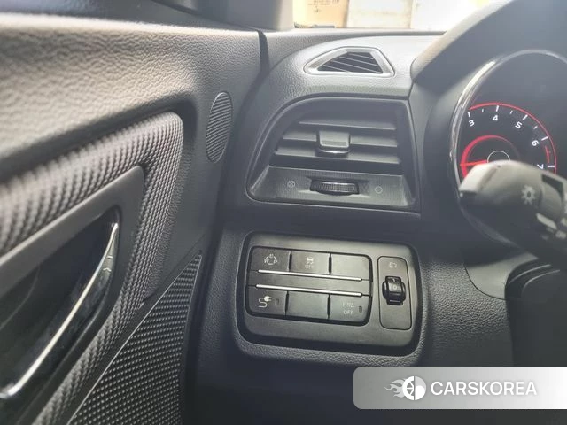 Ssangyong Tivoli Air 2018 Черный из Кореи, фото 4