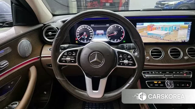 Mercedes-Benz E-Class W213 2020 Серый из Кореи, фото 4