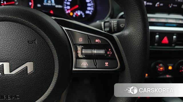 Kia The New K3 2nd generation 2023 Белый из Кореи, фото 4