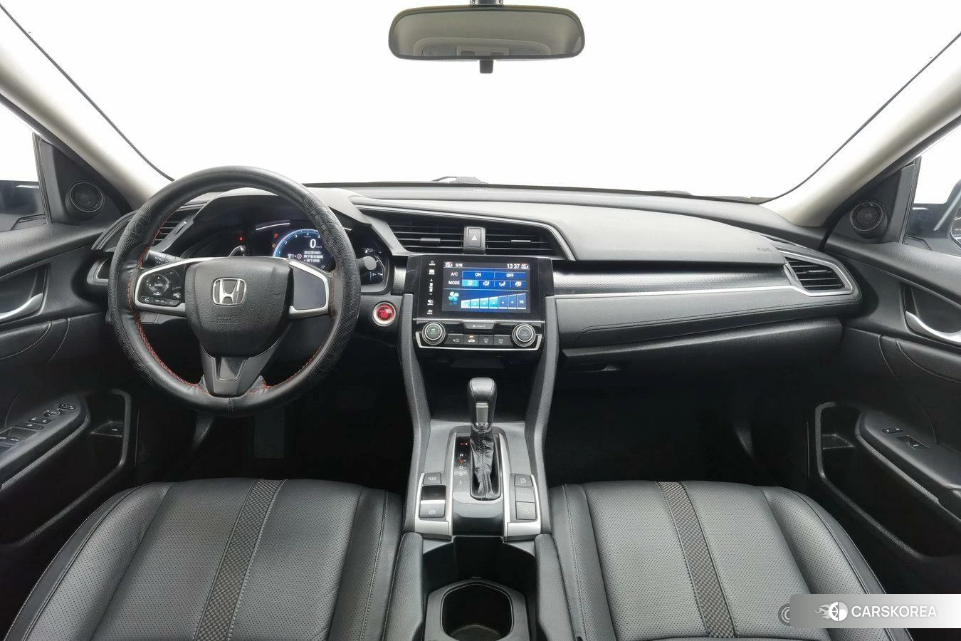 Honda Civic 2019 Белый из Китая, фото 4