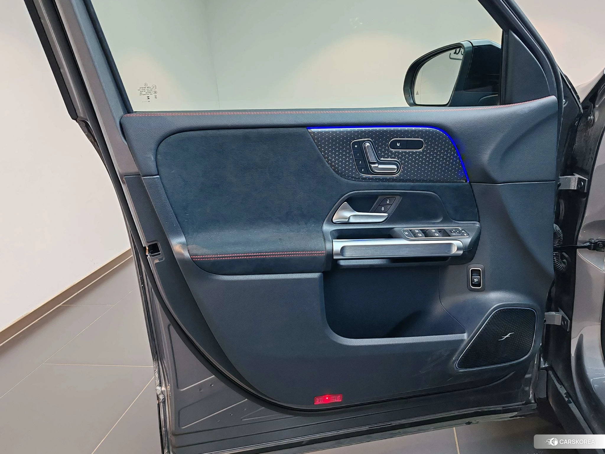 Mercedes-Benz GLB AMG 2023 Темно-серый из Китая, фото 4