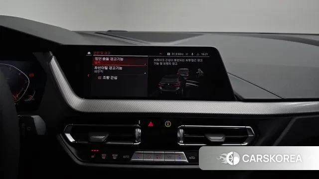 BMW 1 Series (F40) 2024 Черный из Кореи, фото 4