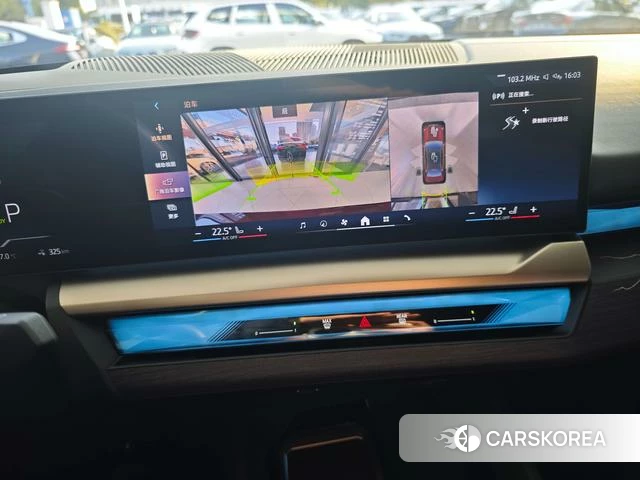 BMW i5 2024 Красный из Китая, фото 4