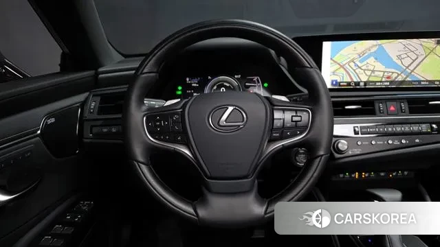 Lexus ES300h 7th generation 2024 Серый из Кореи, фото 4