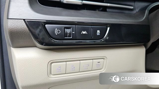 Kia Carnival 4th generation 2023 Белый из Кореи, фото 4