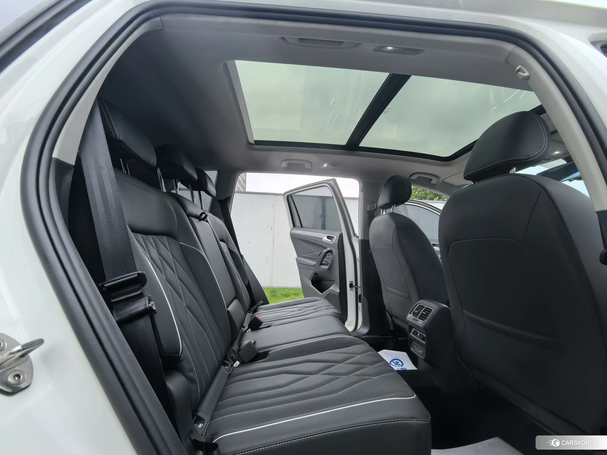 Volkswagen Tiguan L 2021 Белый из Китая, фото 4