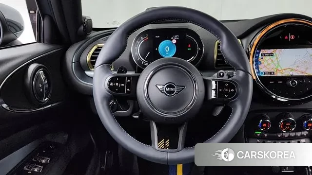 Mini Cooper S Clubman 2023 Небесно-голубой из Кореи, фото 4