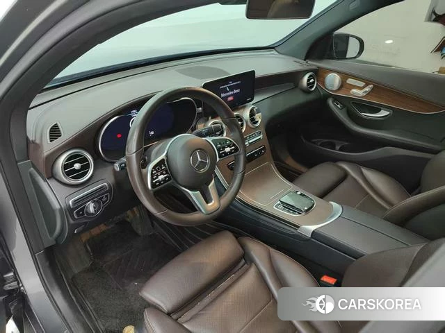Mercedes-Benz GLC 2021 Серебристо-серый из Китая, фото 4