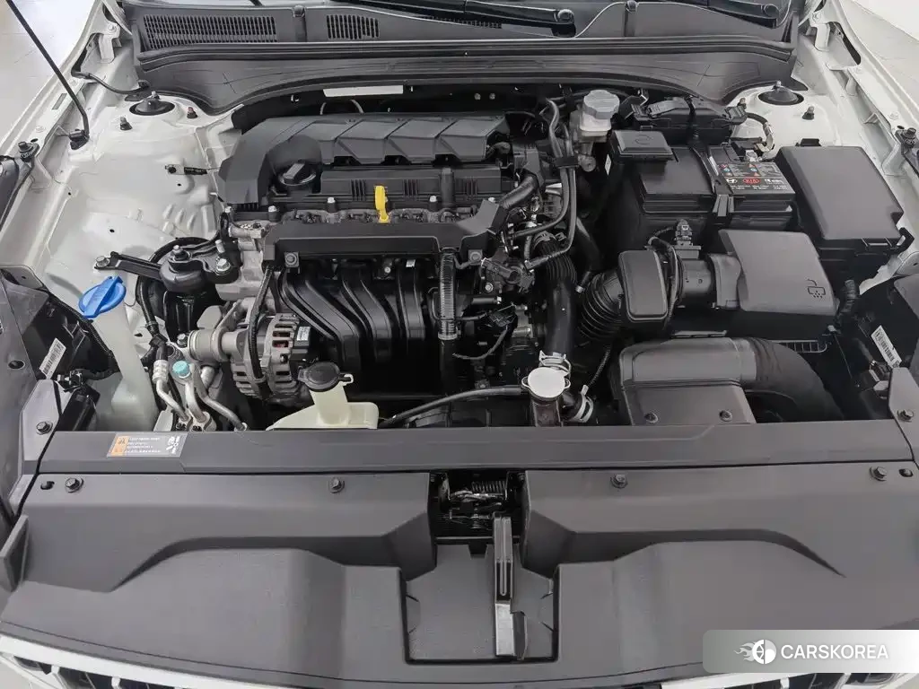 Kia K3 2022 Белый из Китая, фото 4