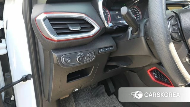 Chevrolet (GM Daewoo) Trailblazer 2021 Белый из Кореи, фото 4