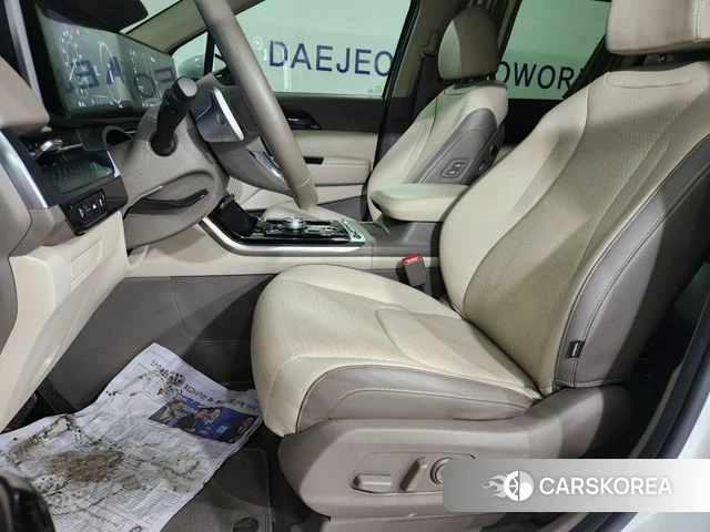 Kia Carnival 4th generation 2022 Белый из Кореи, фото 4