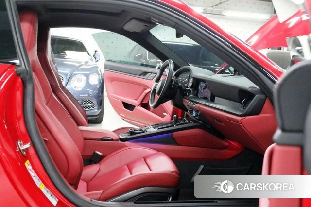 Porsche 911(992) 2023 Красный из Кореи, фото 4