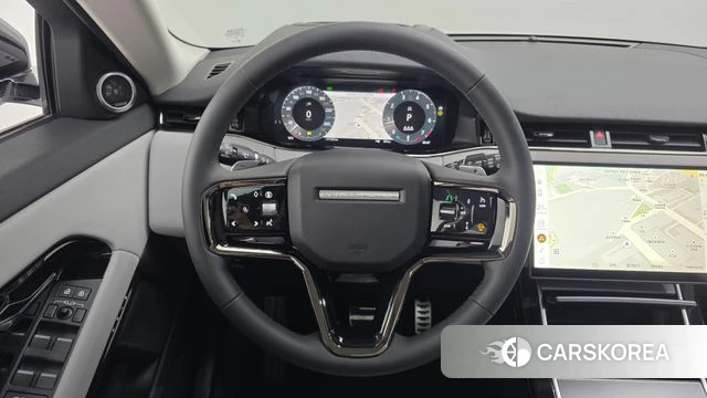 Land Rover Range Rover Evoque 2nd Generation 2025 Белый двухцветный из Кореи, фото 4