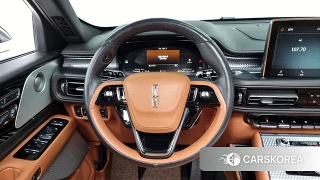 Lincoln Aviator 2nd generation 2020 Белый из Кореи, фото 4