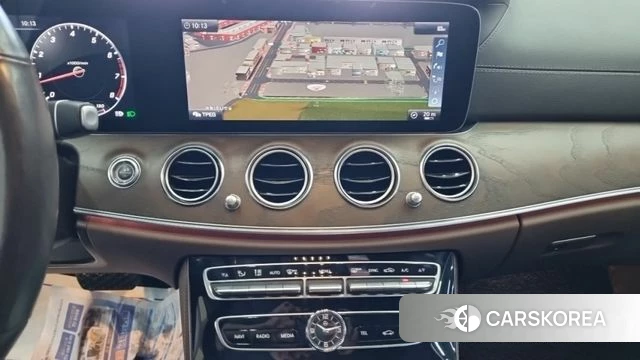 Mercedes-Benz E-Class W213 2018 Черный из Кореи, фото 4