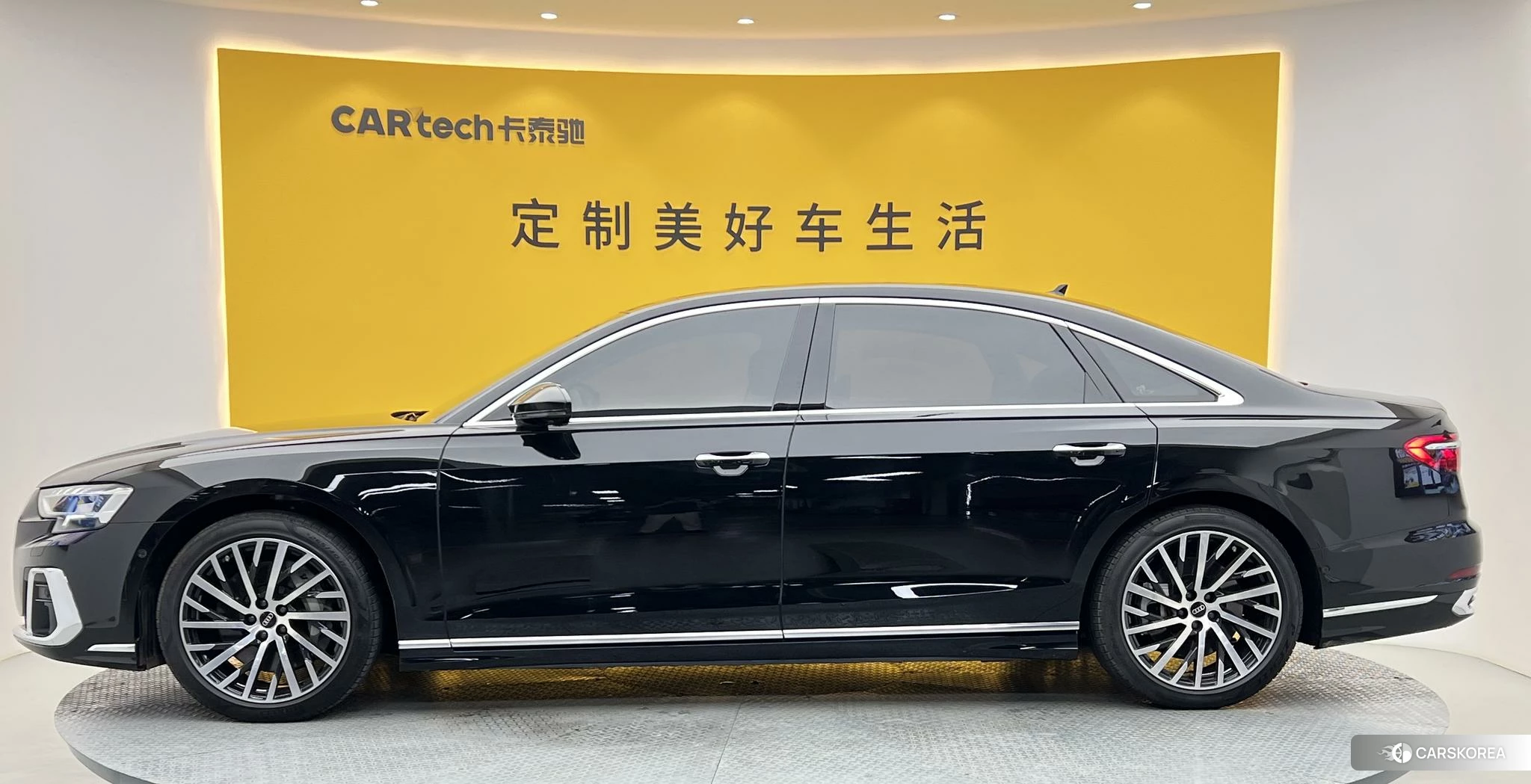 Audi A8 2023 Черный из Китая, фото 4