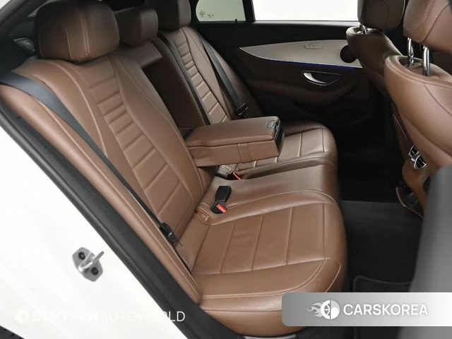Mercedes-Benz E-Class W213 2021 Белый из Кореи, фото 4