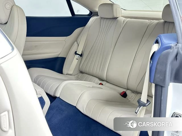 Mercedes-Benz E-class (imported) 2023 Белый из Китая, фото 3