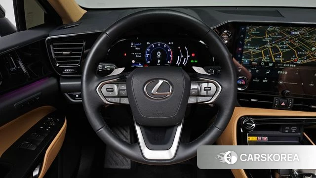 Lexus NX350h Second generation 2025 Серый из Кореи, фото 4