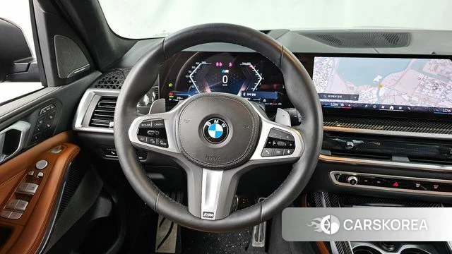 BMW X7 (G07) 2025 Черный из Кореи, фото 4