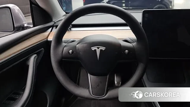 Tesla Model Y 2024 Серый из Кореи, фото 4