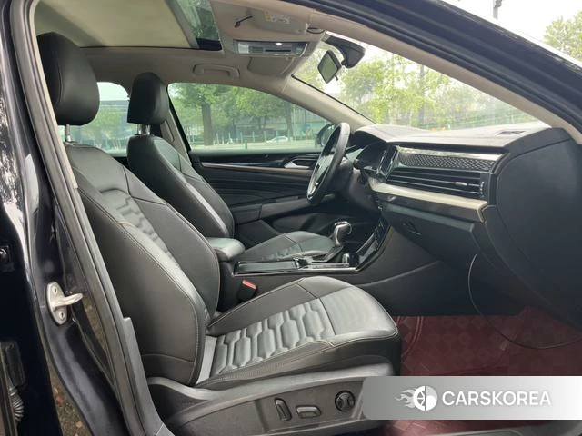 Volkswagen Passat 2021 Черный из Китая, фото 4