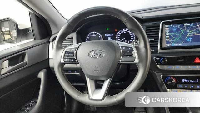 Hyundai Sonata New Rise 2018 Белый из Кореи, фото 4