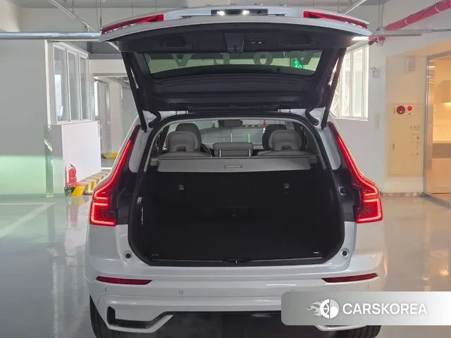 Volvo XC60 second Generation 2025 Белый из Кореи, фото 4