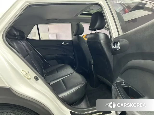 Kia Yi Ran 2021 Белый из Китая, фото 4