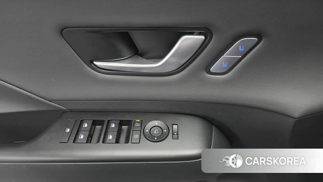 Hyundai Kona Hybrid (SX2) 2023 Серебристо-серый из Кореи, фото 4
