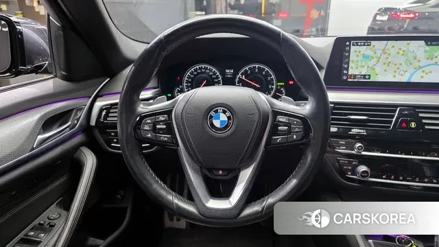 BMW 5 Series (G30) 2018 Серый из Кореи, фото 4