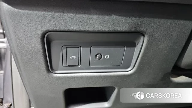 Land Rover Discovery 5 2018 Серый из Кореи, фото 4