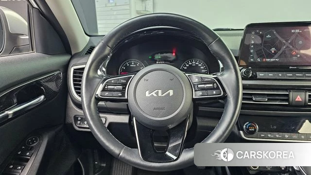 Kia Seltos 2022 Серый из Кореи, фото 4