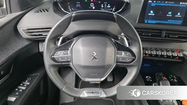 Peugeot 5008 second generation 2021 Белый из Кореи, фото 4
