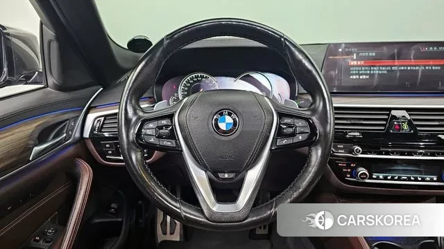 BMW 5 Series (G30) 2018 Черный из Кореи, фото 4