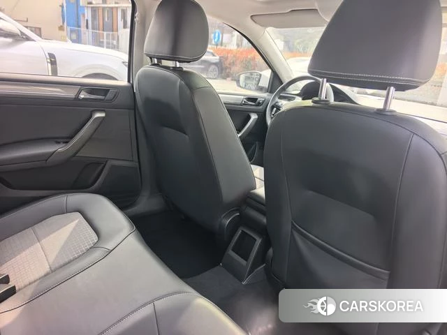Volkswagen Santana 2018 Белый из Китая, фото 4