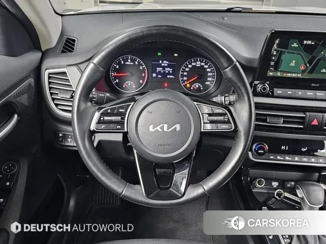Kia Seltos 2022 Белый из Кореи, фото 4