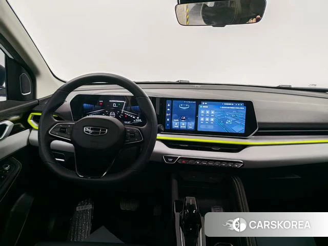 Geely Automobile Binyue 2023 Белый из Китая, фото 4